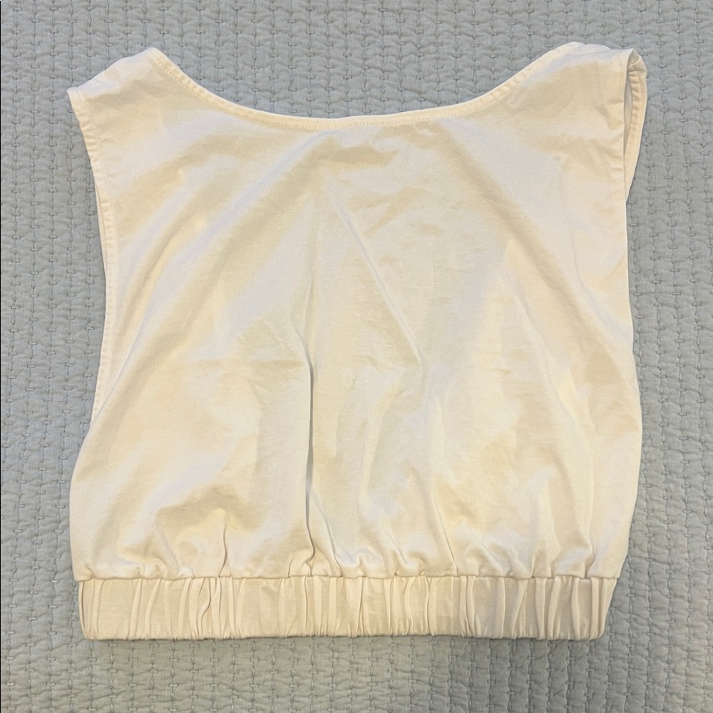 Zara Off-White Sleeveless Blouse